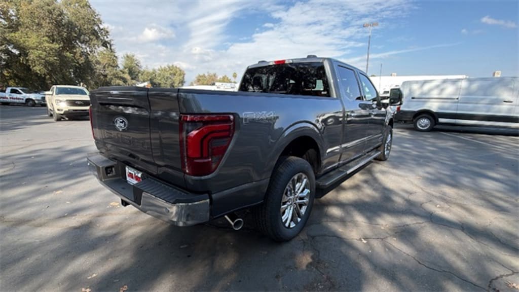 New 2025 Ford F-150 Lariat Truck
