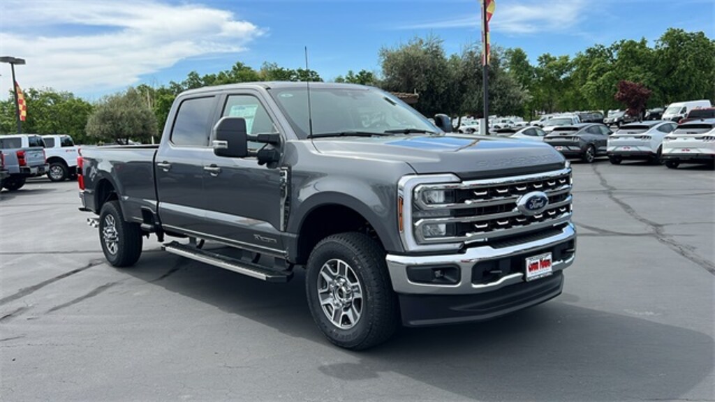 New 2024 Ford F350SD For Sale at Crown Motors VIN 1FT8W3BT5RED25835
