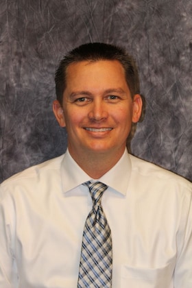 Staff member John Taylor from ID_2932b9151ba7