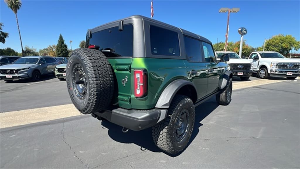 New 2025 Ford Bronco Badlands SUV