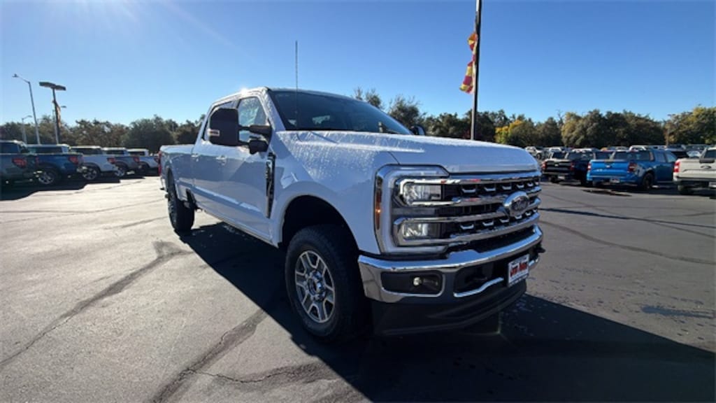 New 2026 Ford F-350SD Lariat Truck