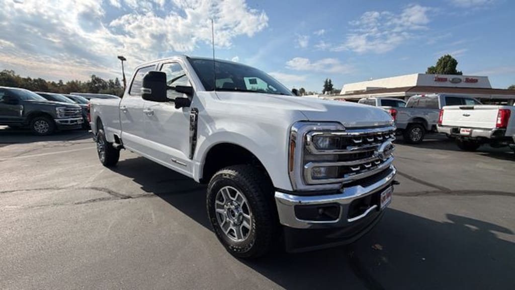 New 2026 Ford F-350SD Lariat Truck