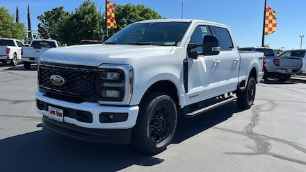 2025 Ford F-250SD Lariat Truck