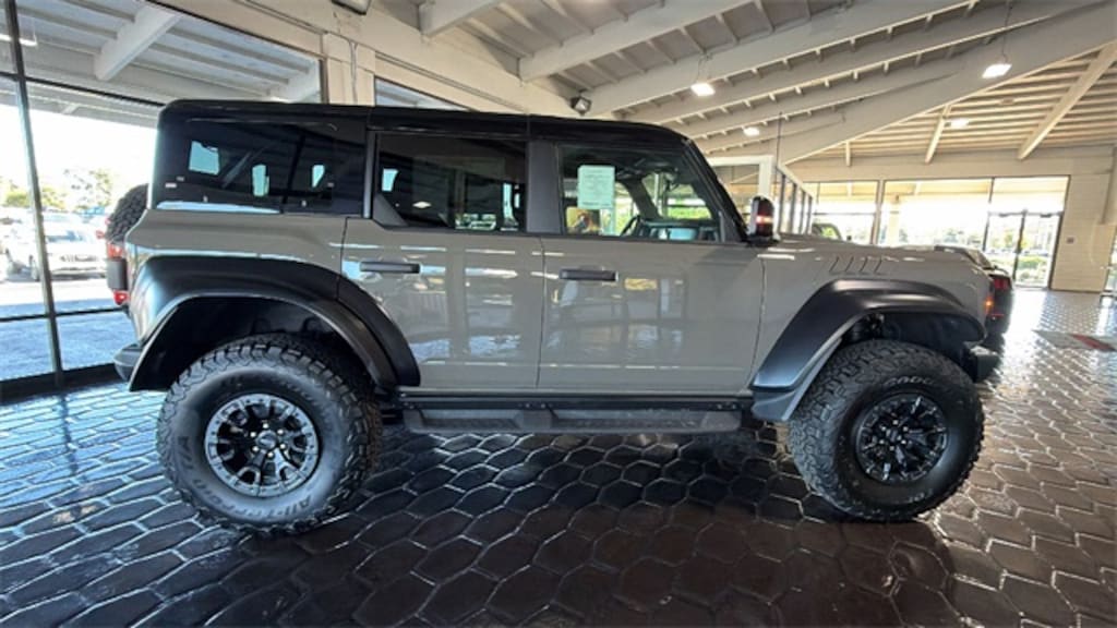 New 2025 Ford Bronco Raptor SUV