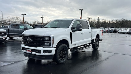 2024 Ford F-250SD Lariat Truck
