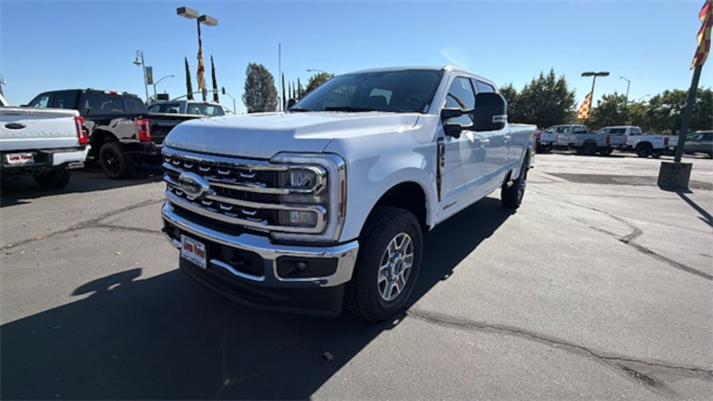 New 2026 Ford F-250SD Lariat Truck