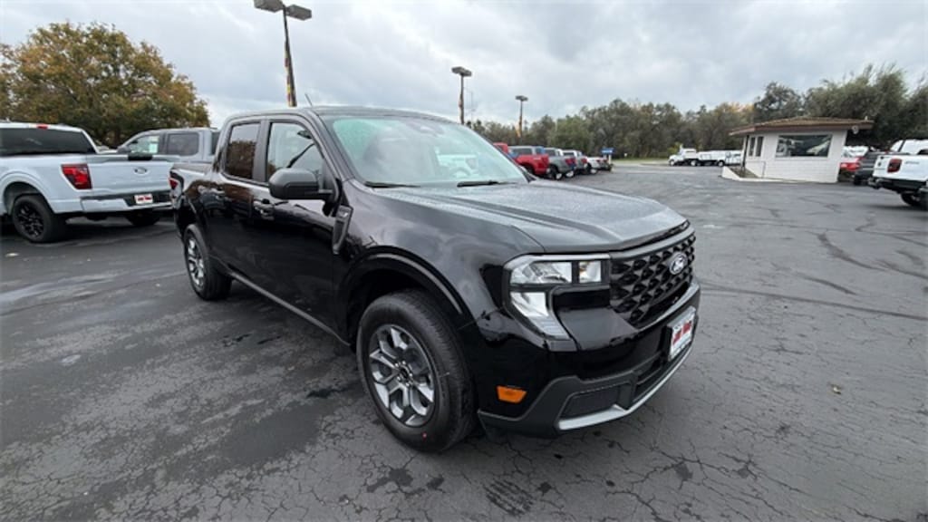 New 2025 Ford Maverick XLT Truck