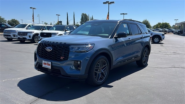 2025 Ford Explorer SUV 