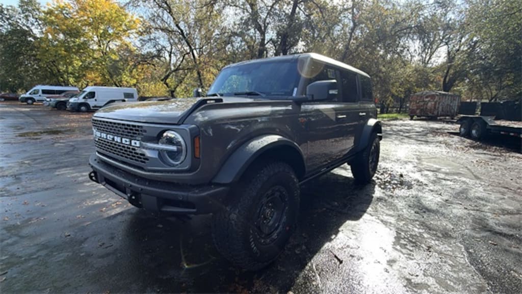 New 2025 Ford Bronco Badlands SUV