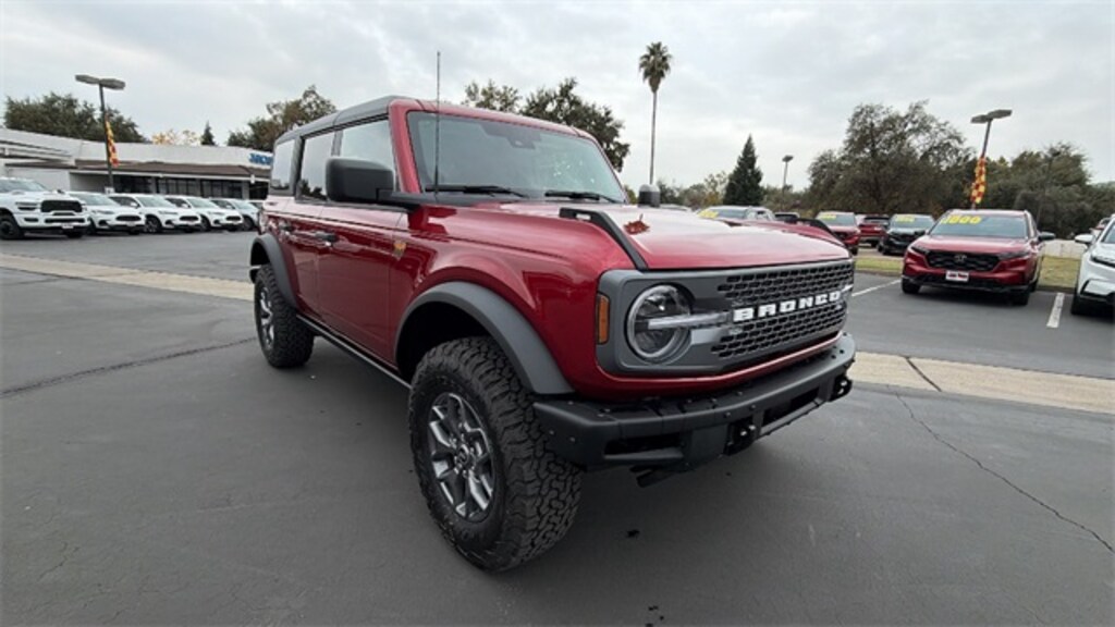 New 2025 Ford Bronco Badlands SUV