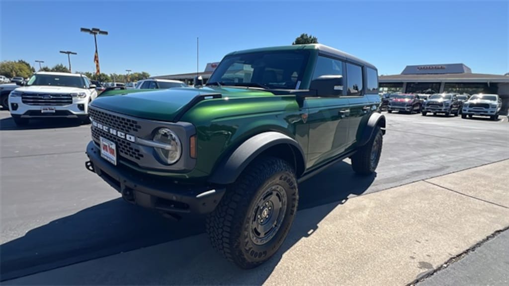 New 2025 Ford Bronco Badlands SUV