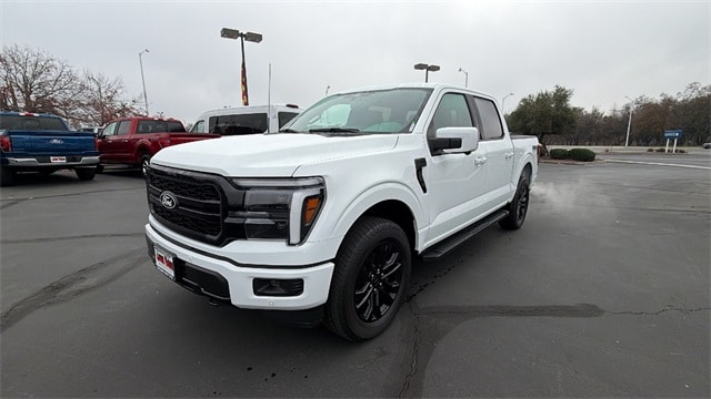 2025 Ford F-150 Lariat's photo
