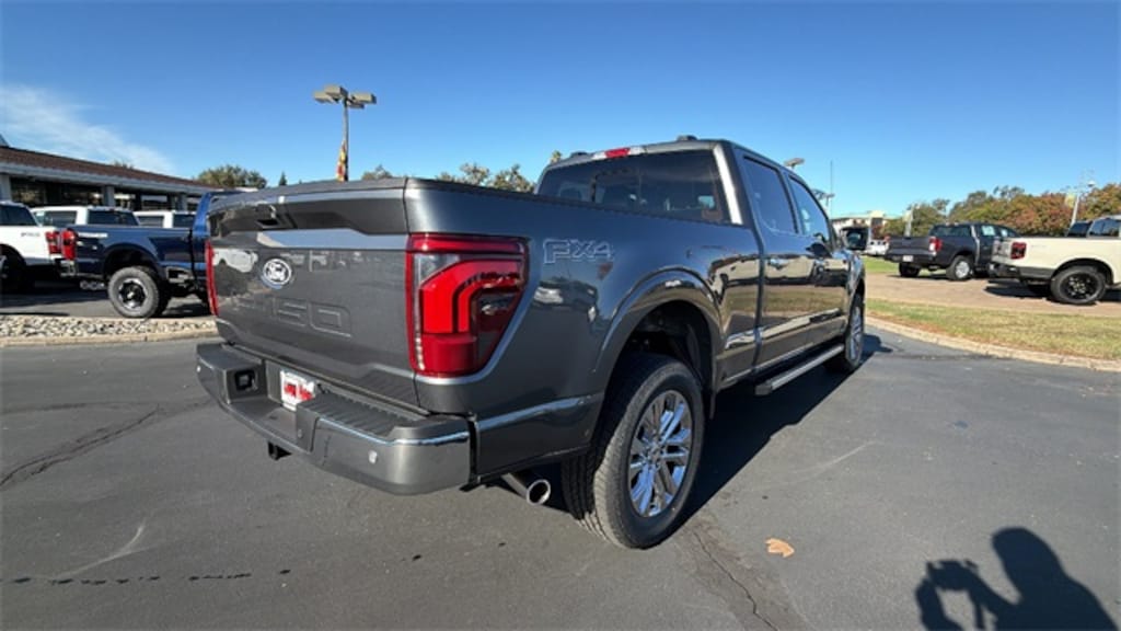 New 2025 Ford F-150 Lariat Truck