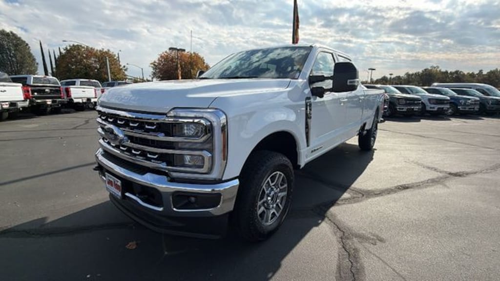 New 2026 Ford F-350SD Lariat Truck