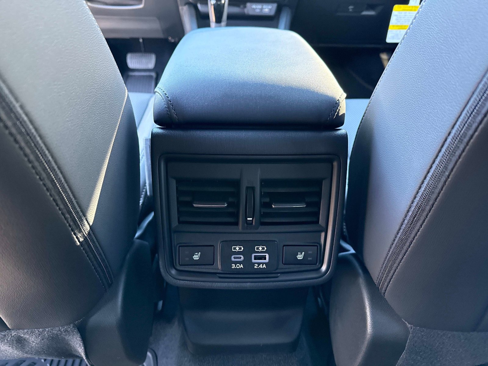 2026 Subaru Outback Limited - Photo 17