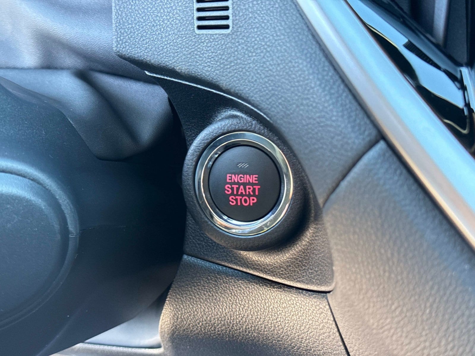 2026 Subaru Ascent Limited - Photo 29