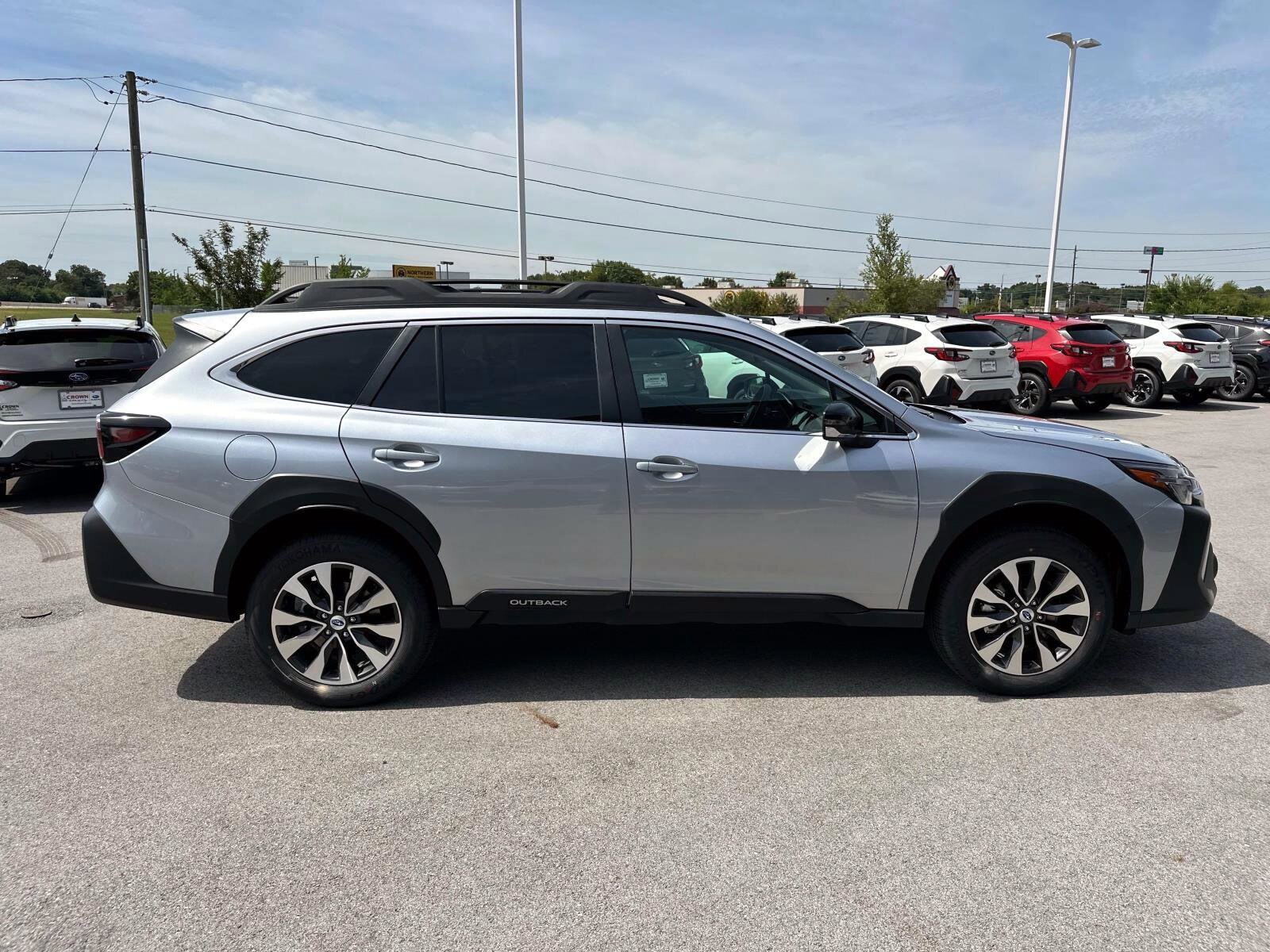 2025 Subaru Outback Limited photo 3