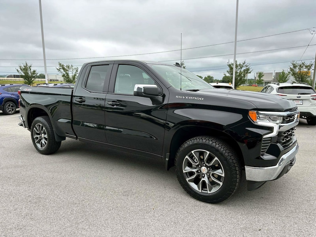 Used 2024 Chevrolet Silverado 1500 LT 4WD Double Cab 147 LT w/2FL