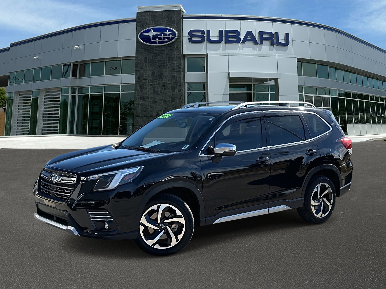 2023 Subaru Forester Touring's photo
