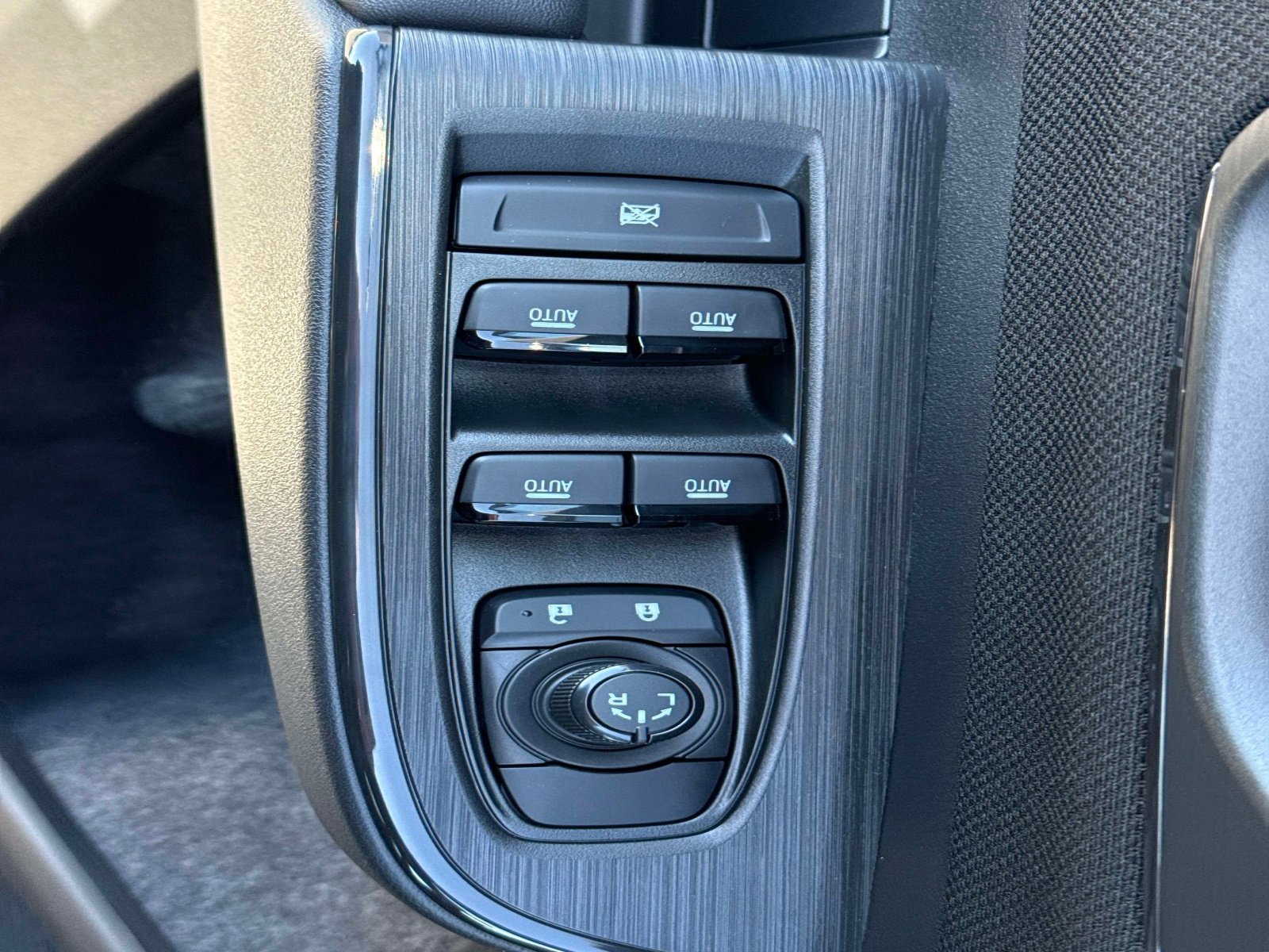 2026 Subaru Outback Premium - Photo 21