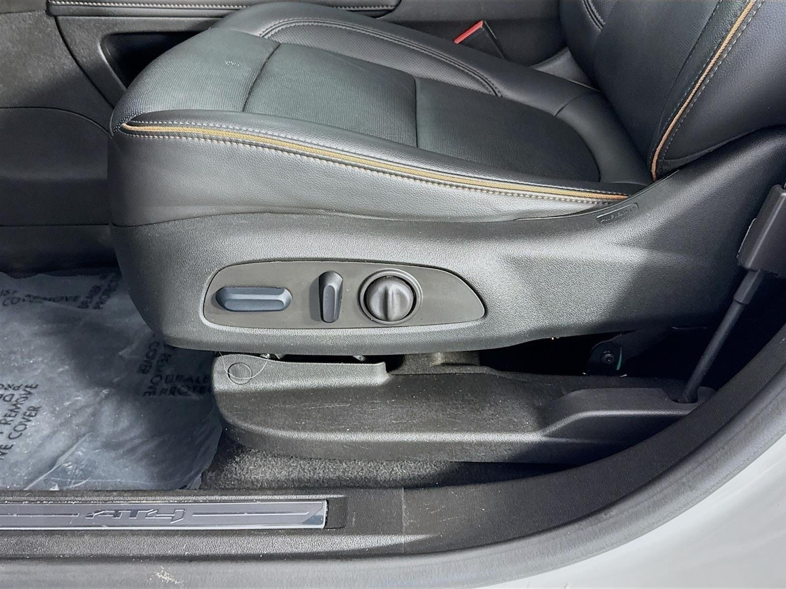 2023 GMC Acadia AT4 - Photo 21