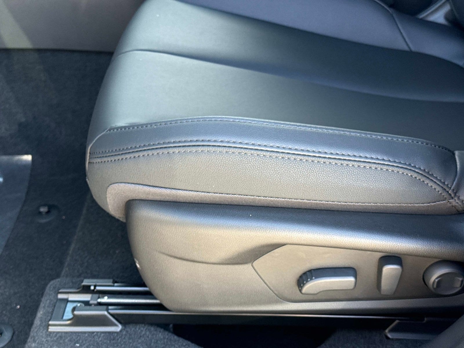 2026 Subaru Outback Premium - Photo 22