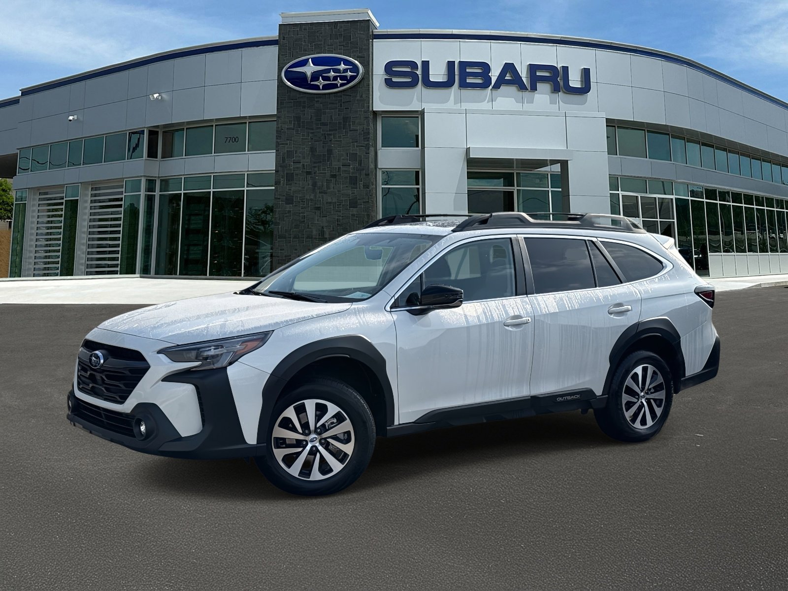 2025 Subaru Outback Premium's photo