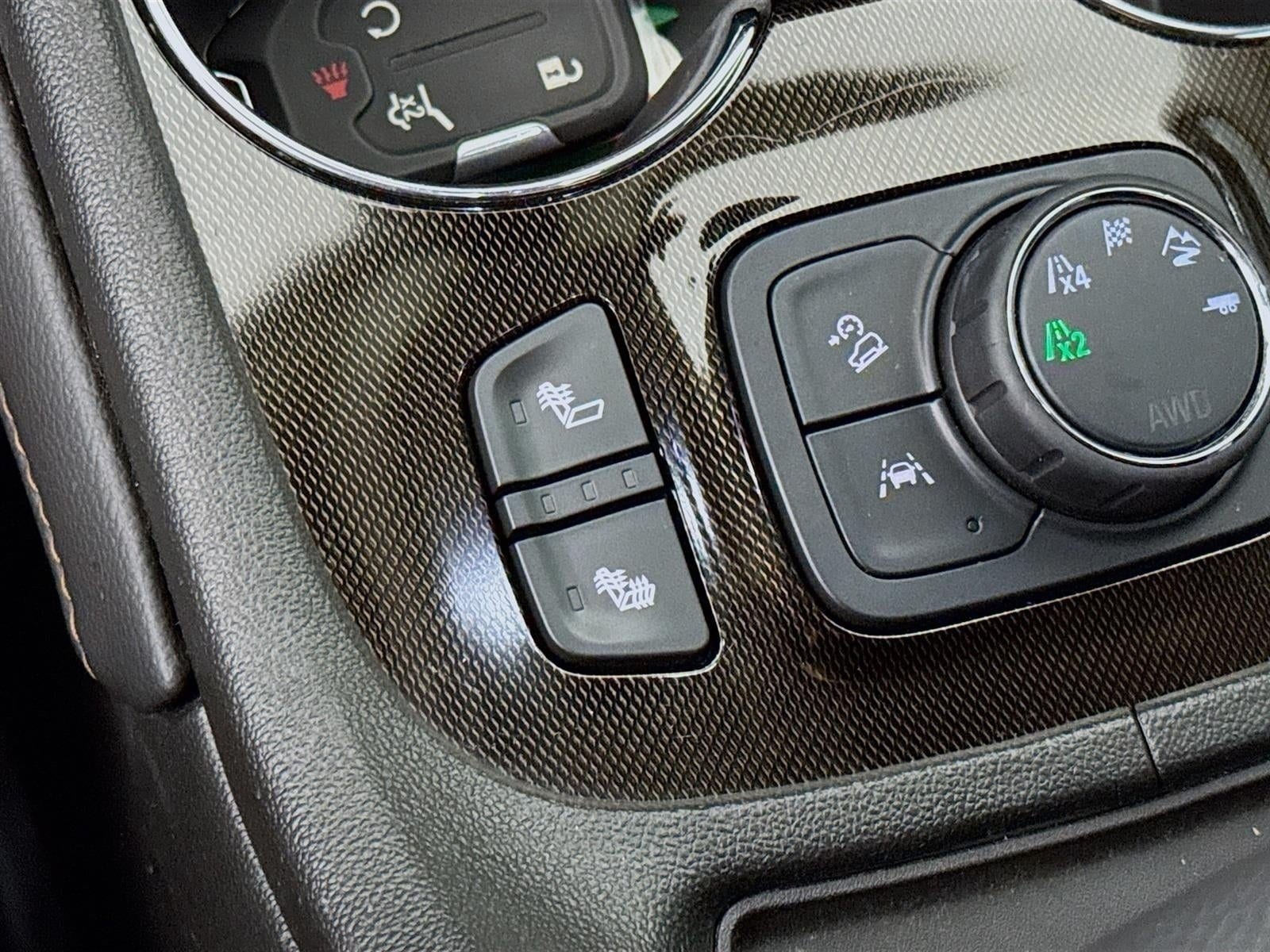 2023 GMC Acadia AT4 - Photo 22