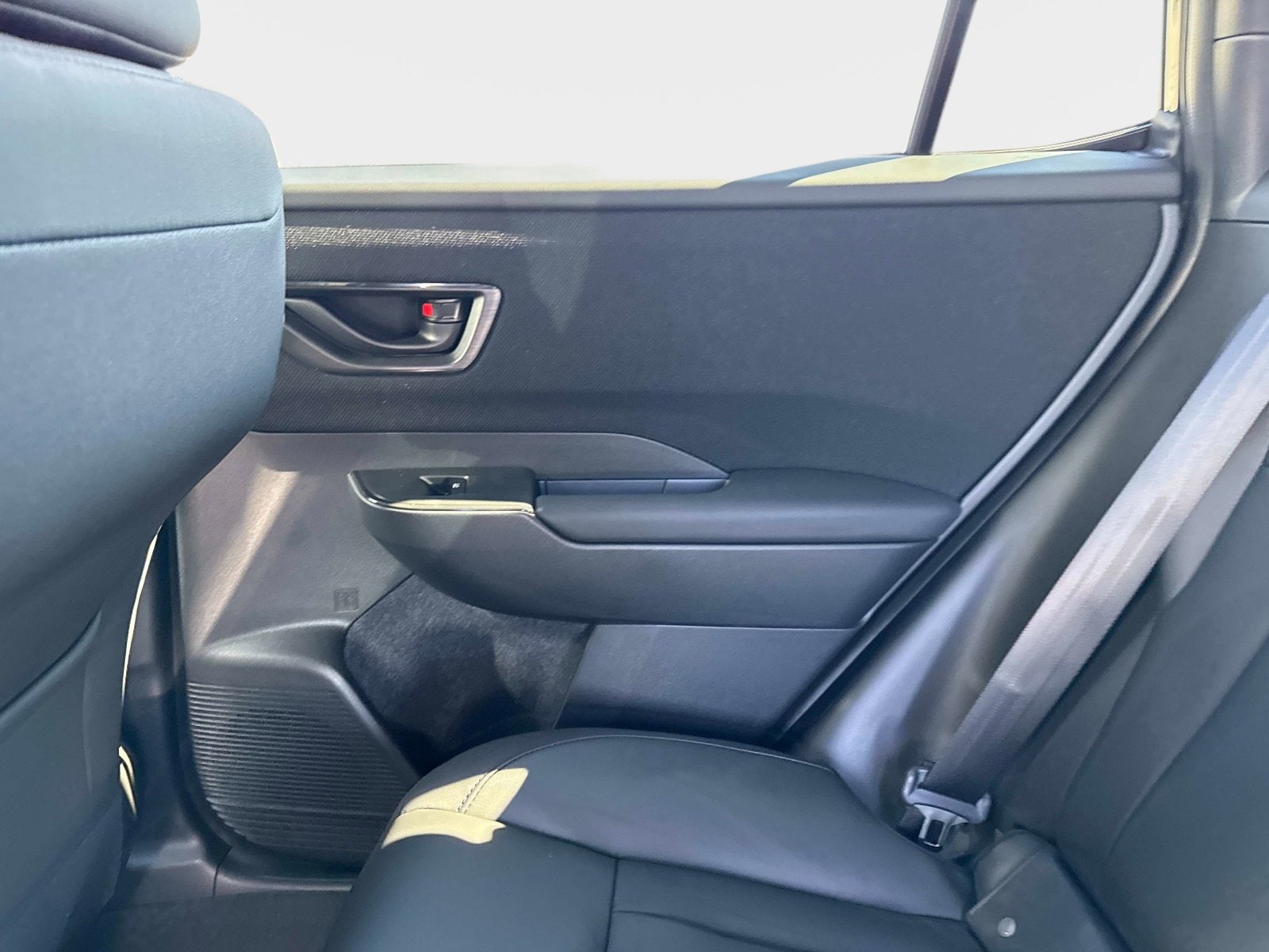2026 Subaru Outback Premium - Photo 16