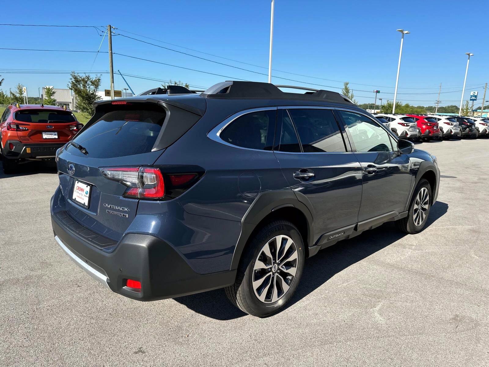 2025 Subaru Outback Touring XT photo 4