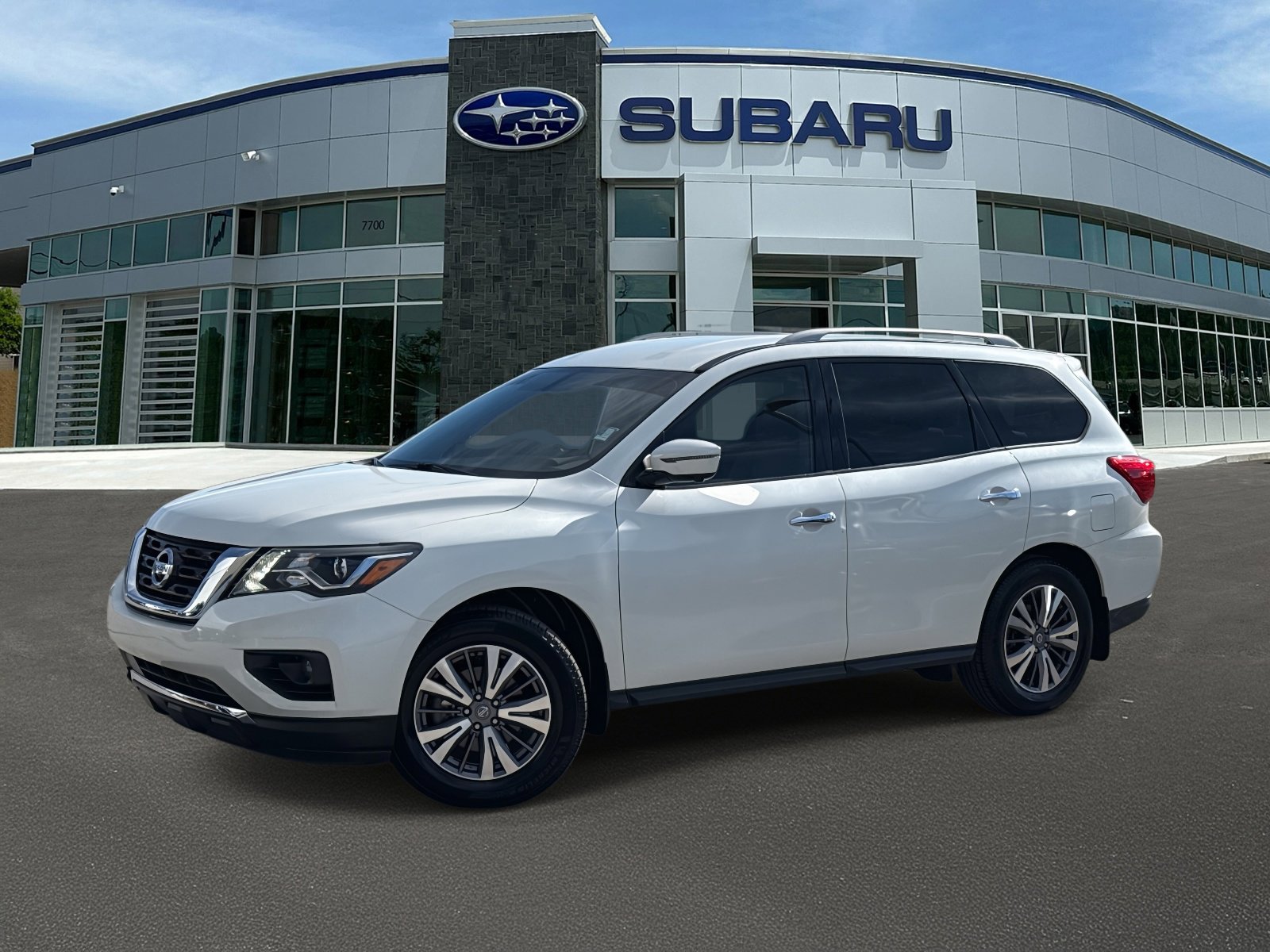 2020 Nissan Pathfinder SL