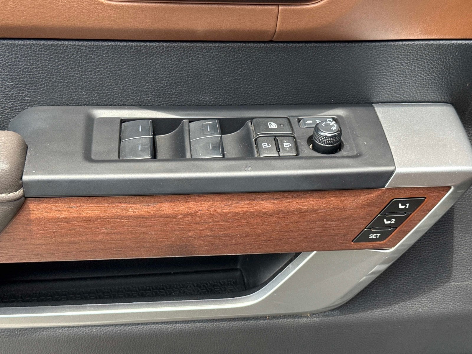 2024 Toyota Tundra 1794 Edition - Photo 21