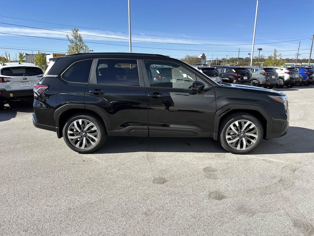 New 2025 Subaru Forester Hybrid Touring SUV