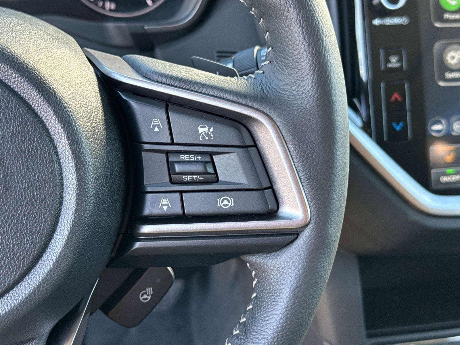 2026 Subaru Ascent Limited - Photo 30