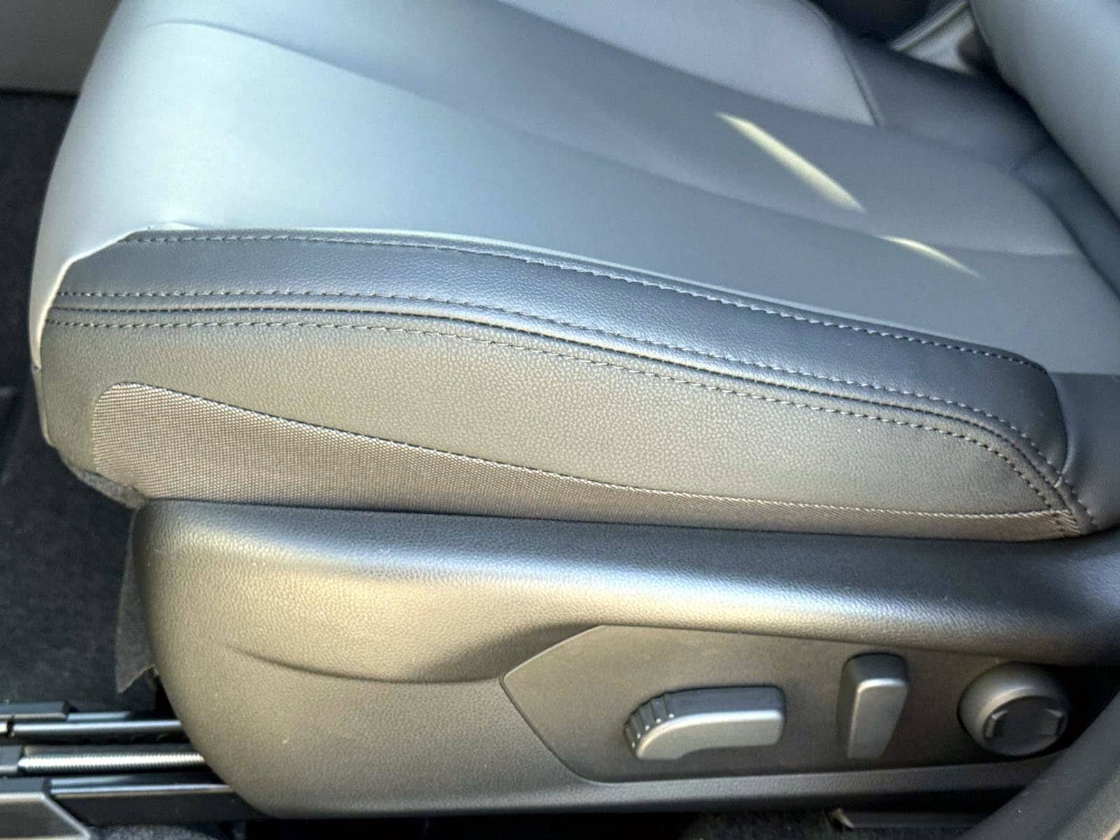 2026 Subaru Outback Premium - Photo 22