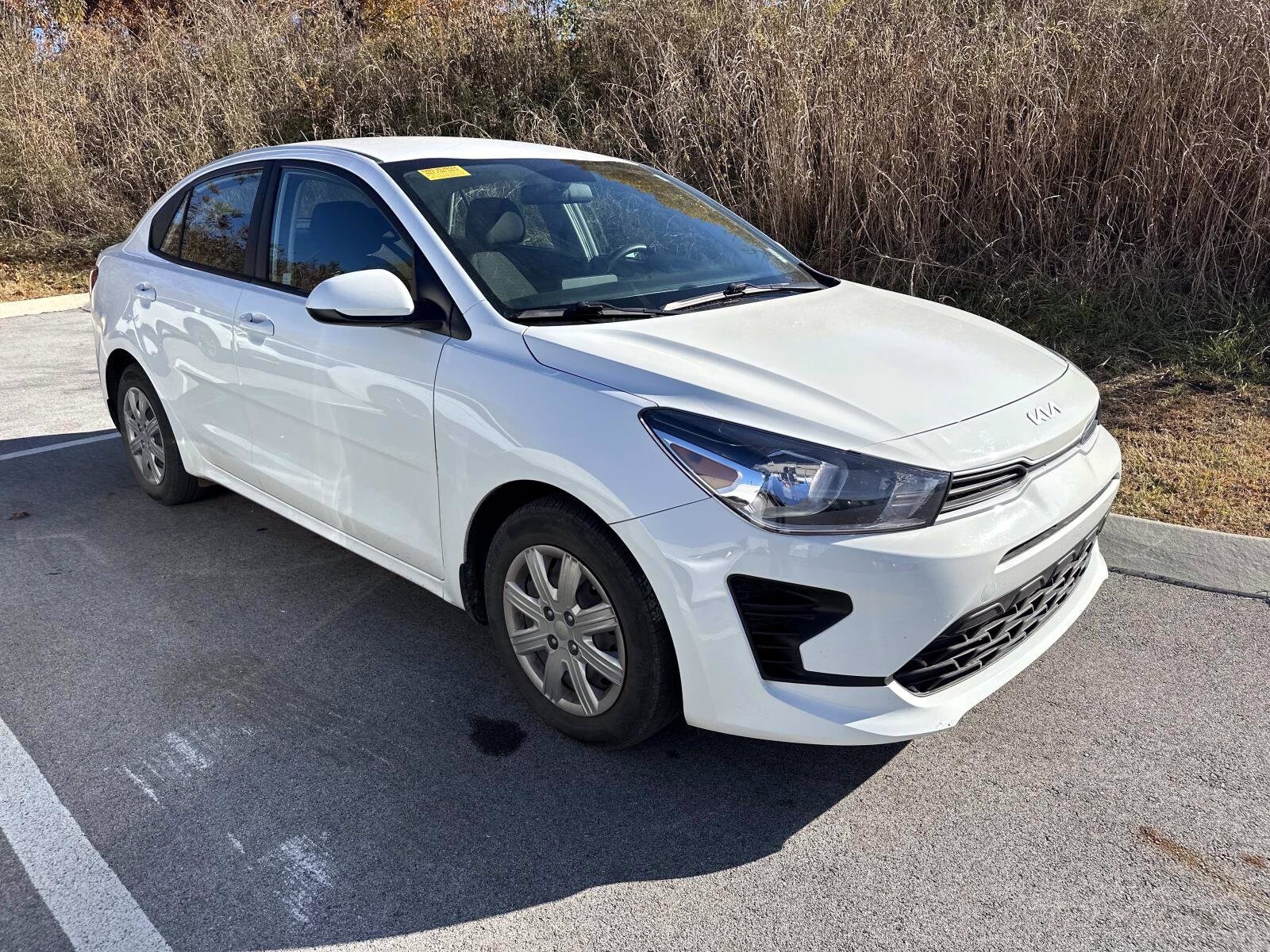 2023 Kia Rio S photo 2