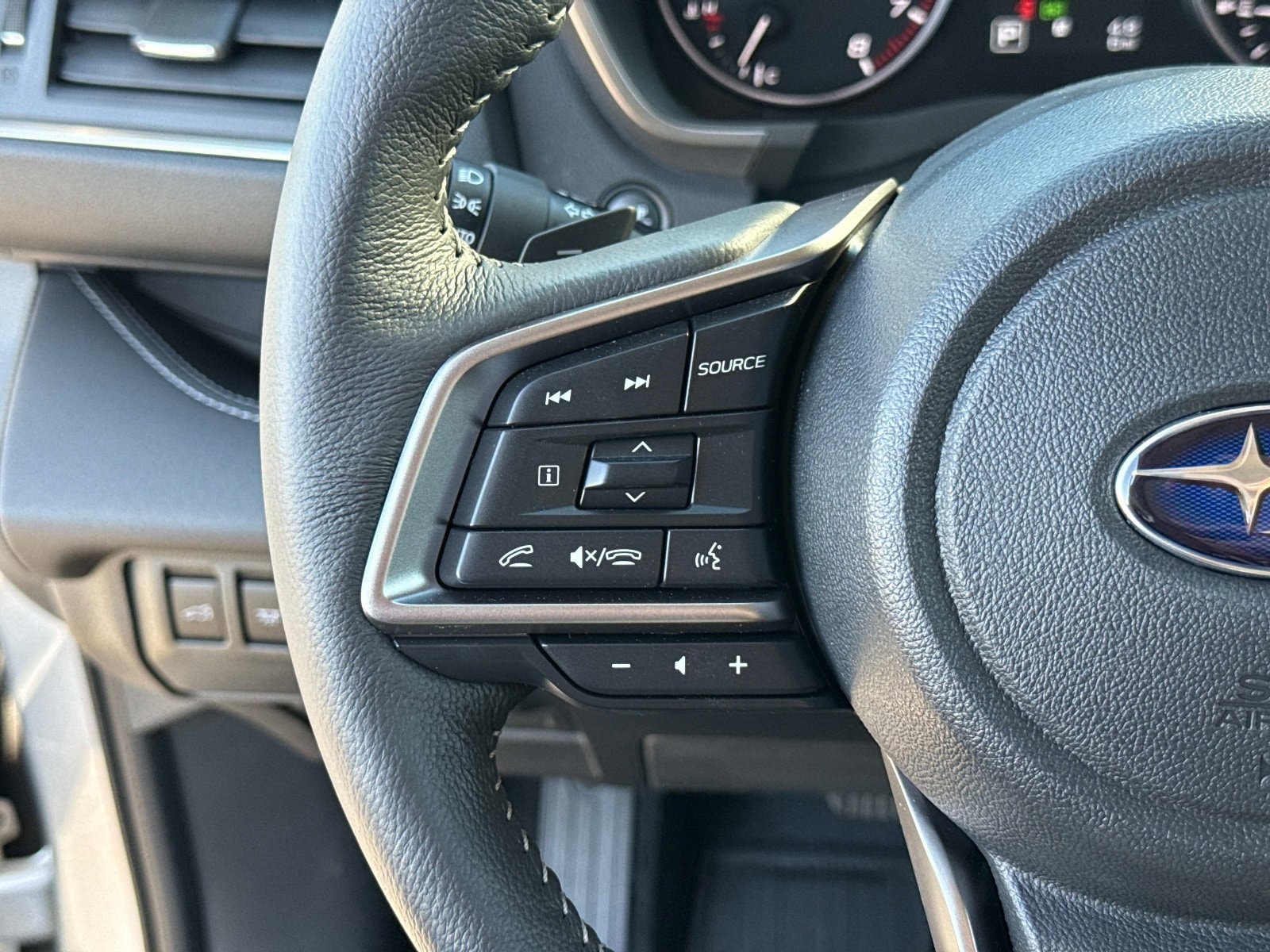 2026 Subaru Ascent Limited - Photo 31