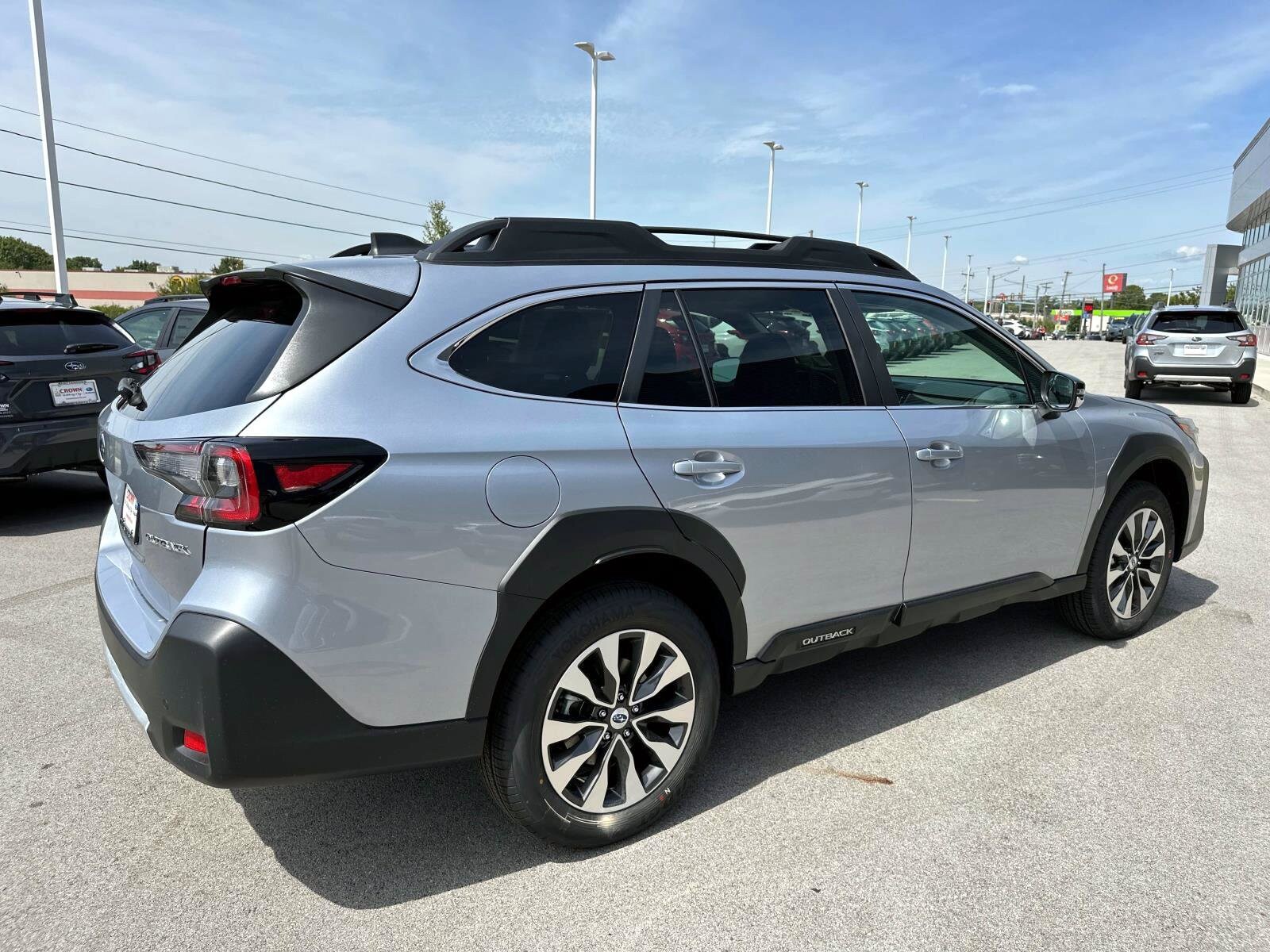 2025 Subaru Outback Limited photo 4