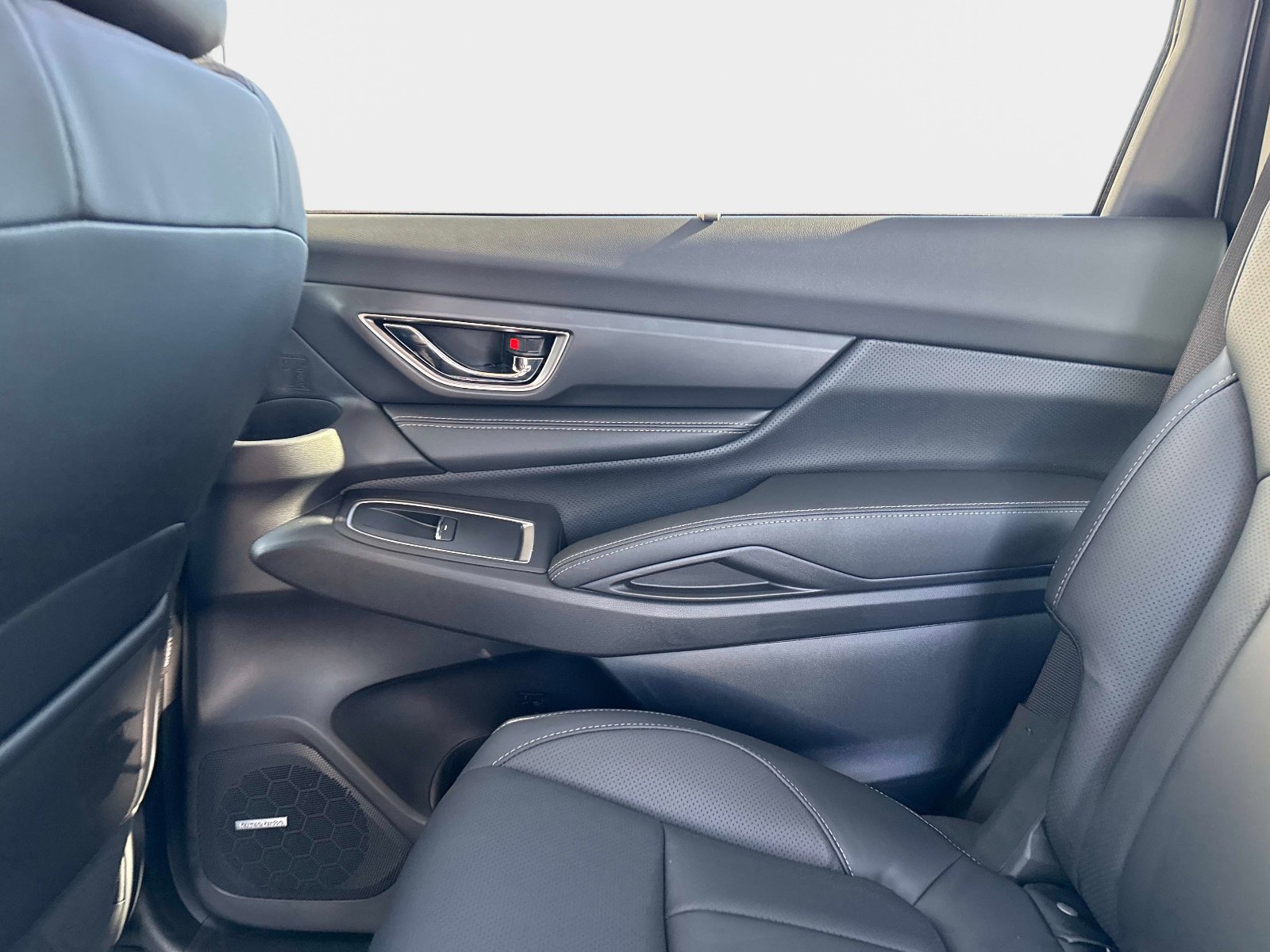 2026 Subaru Ascent Limited - Photo 16