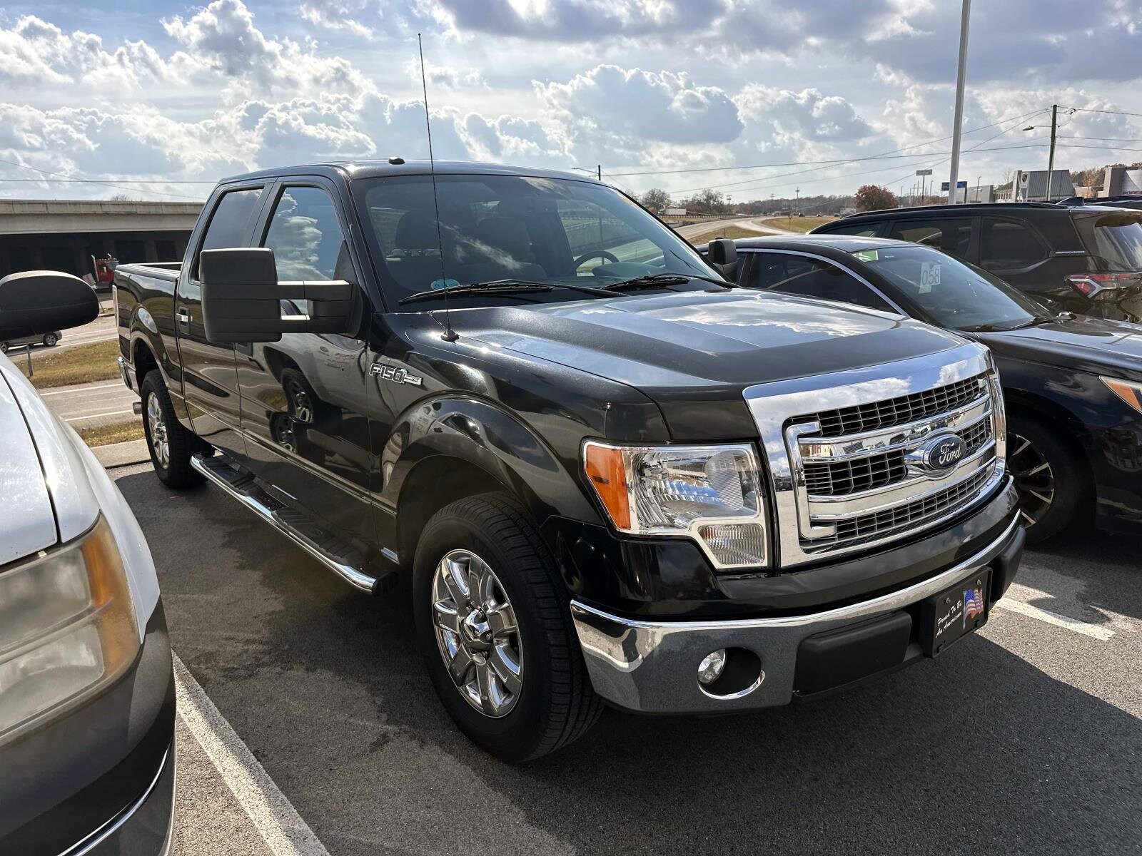 2013 Ford F-150 XLT photo 3
