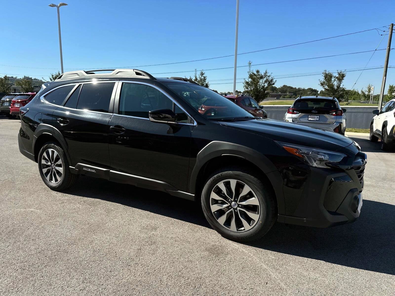 2025 Subaru Outback Limited photo 2