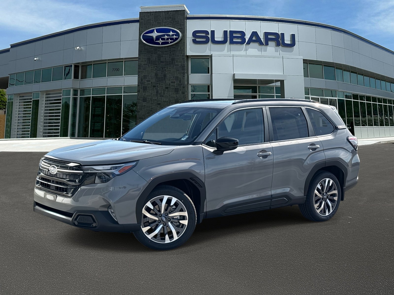 2025 Subaru Forester Touring's photo