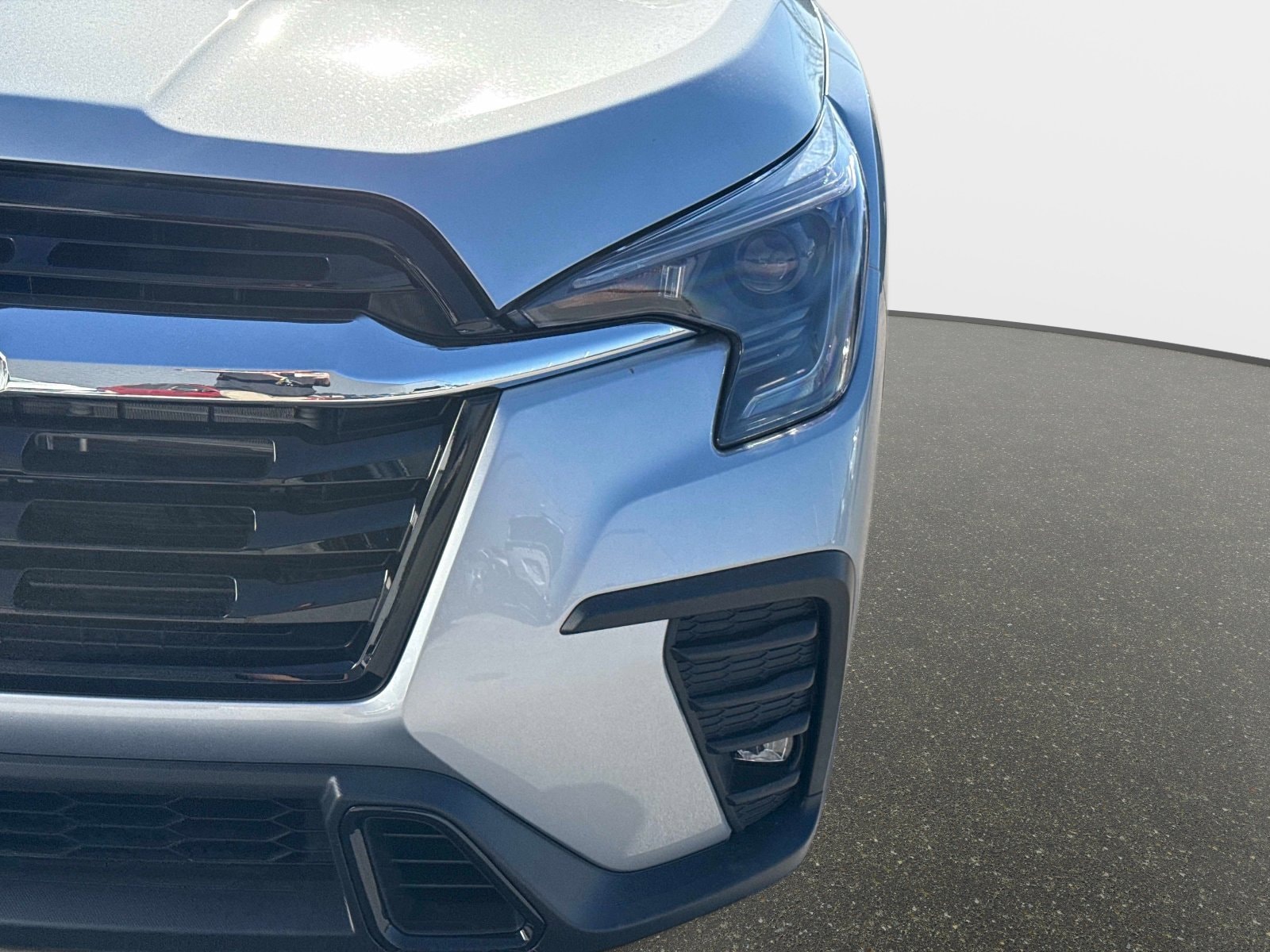 2026 Subaru Ascent Limited - Photo 10