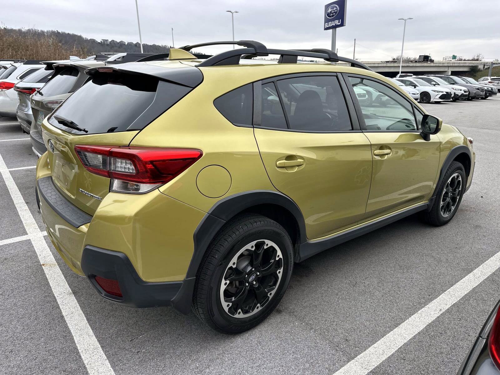 2021 Subaru Crosstrek Premium photo 4