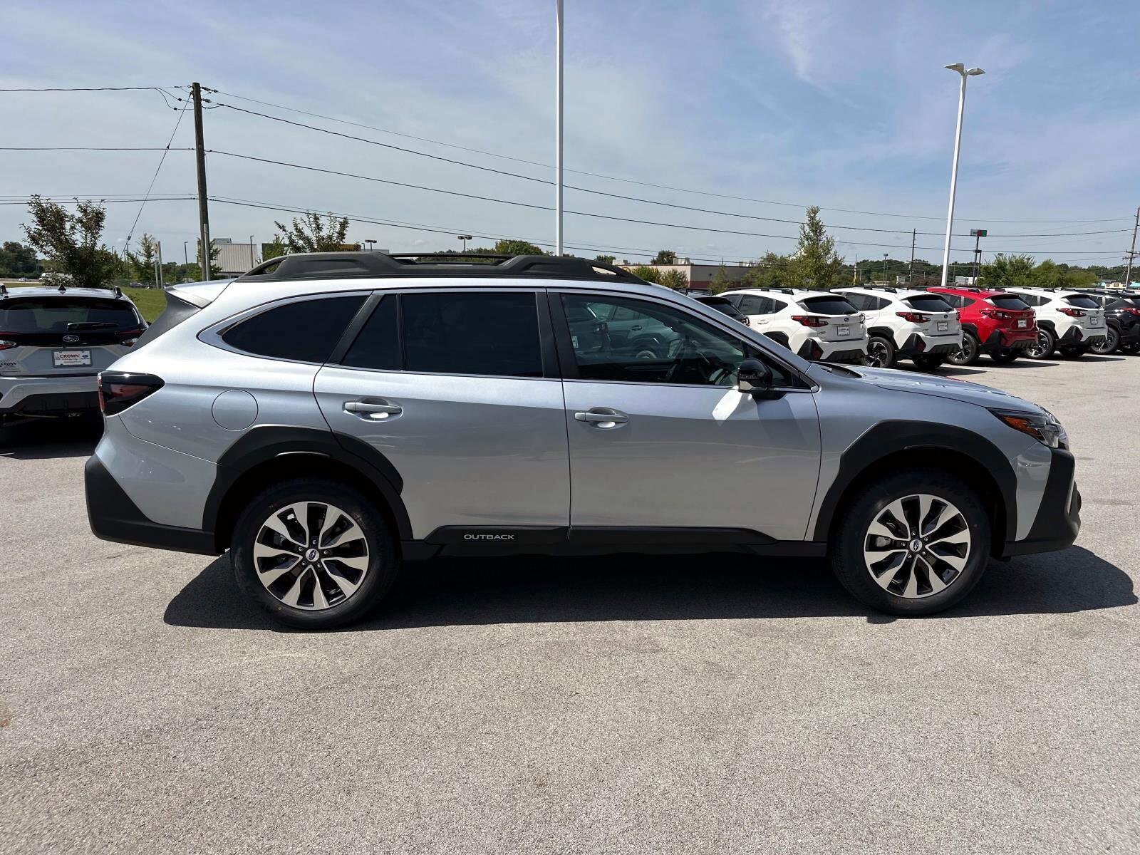 2025 Subaru Outback Limited photo 3