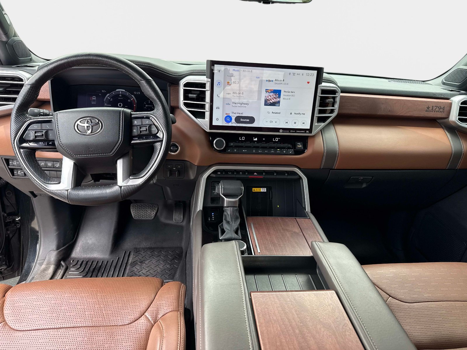 2024 Toyota Tundra 1794 Edition - Photo 18
