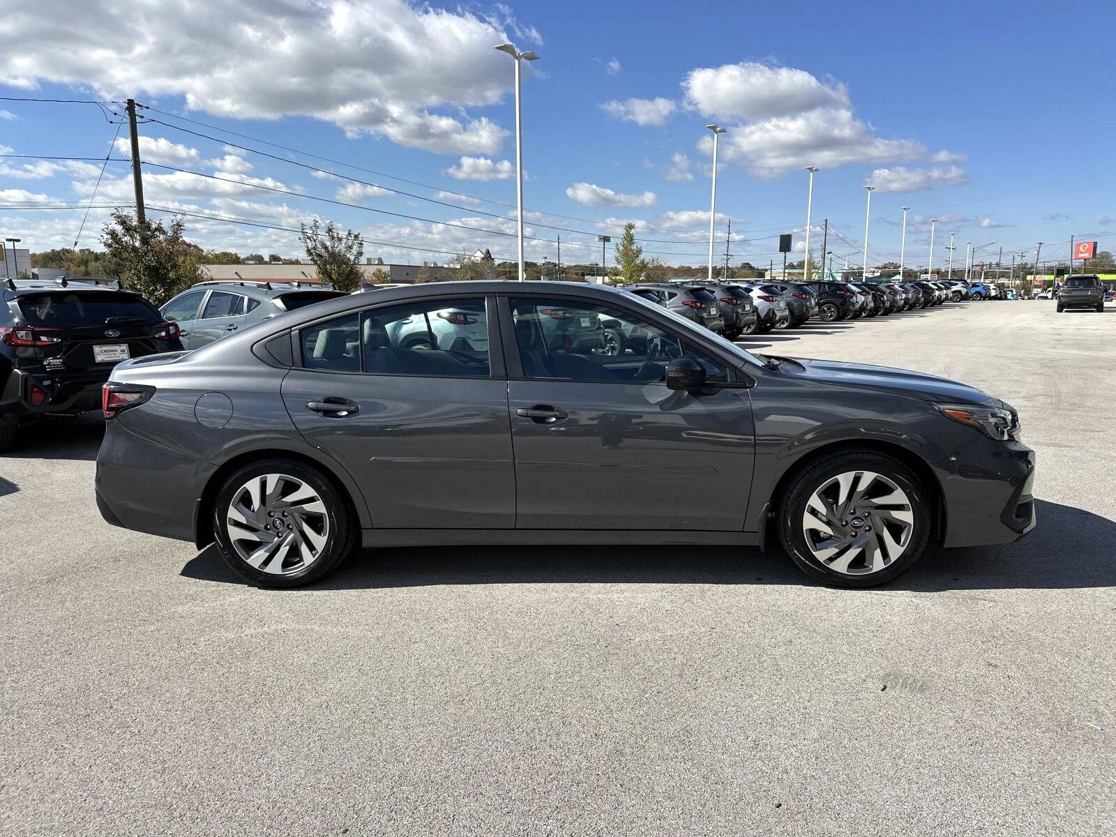 2025 Subaru Legacy Limited photo 3