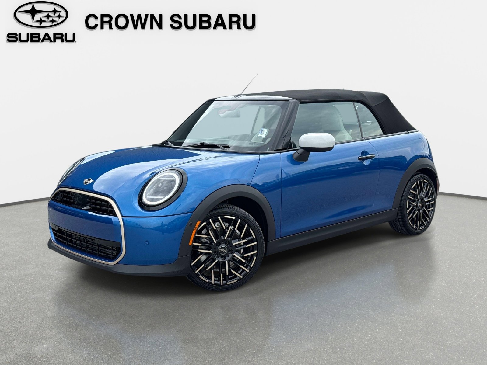 2025 MINI Convertible Cooper Signature's photo