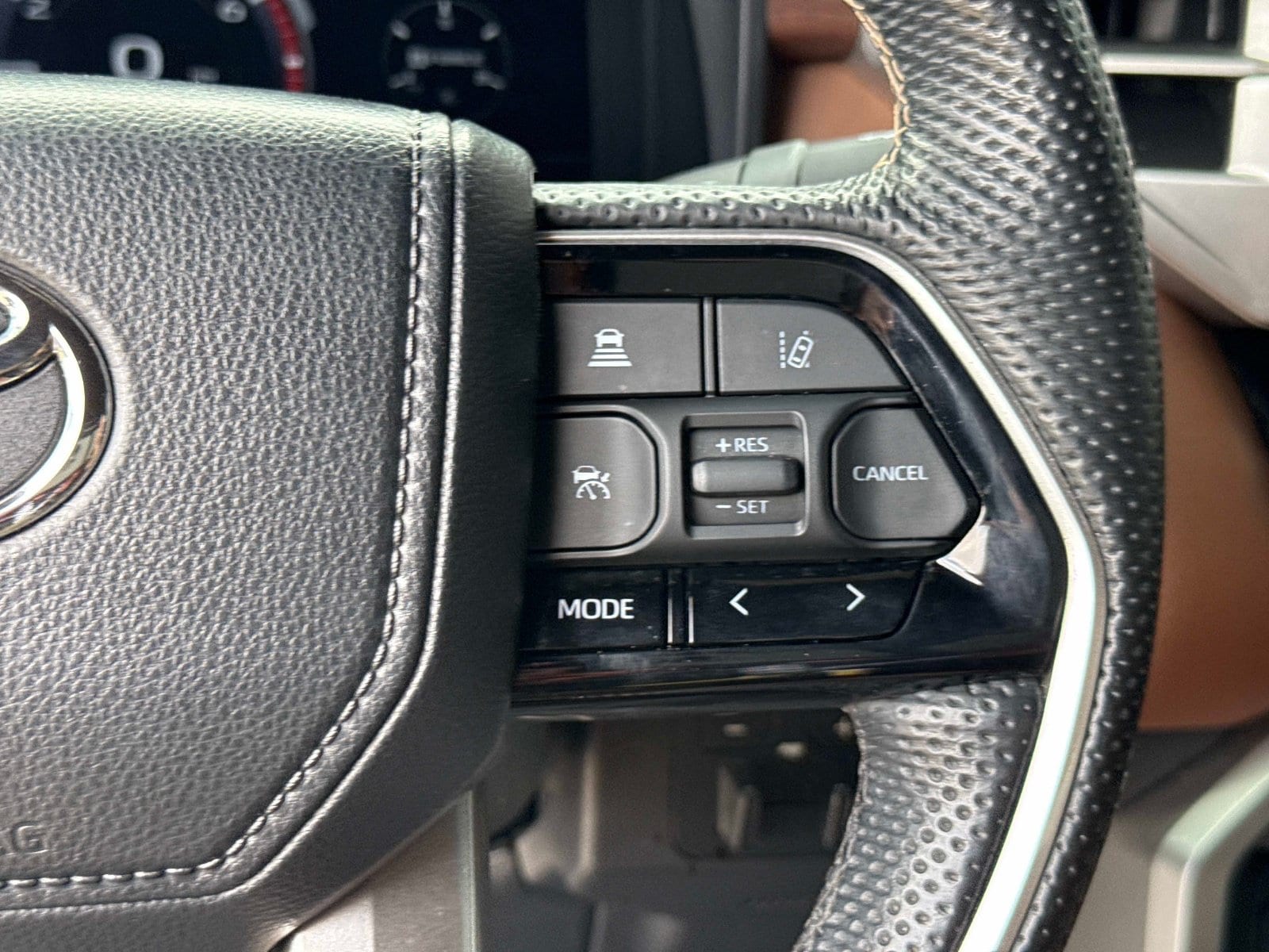 2024 Toyota Tundra 1794 Edition - Photo 30