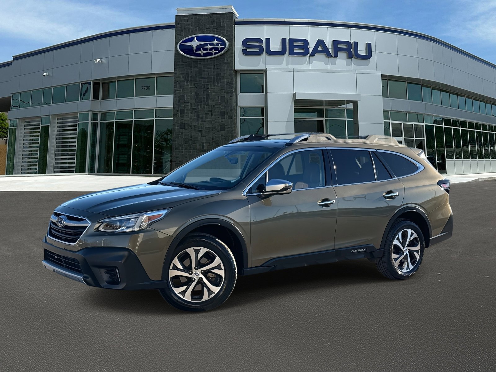 2020 Subaru Outback Touring's photo